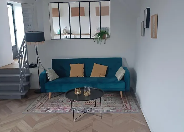 La Maison De Juliette Maison Entiere Avec Garage Et Terrain
